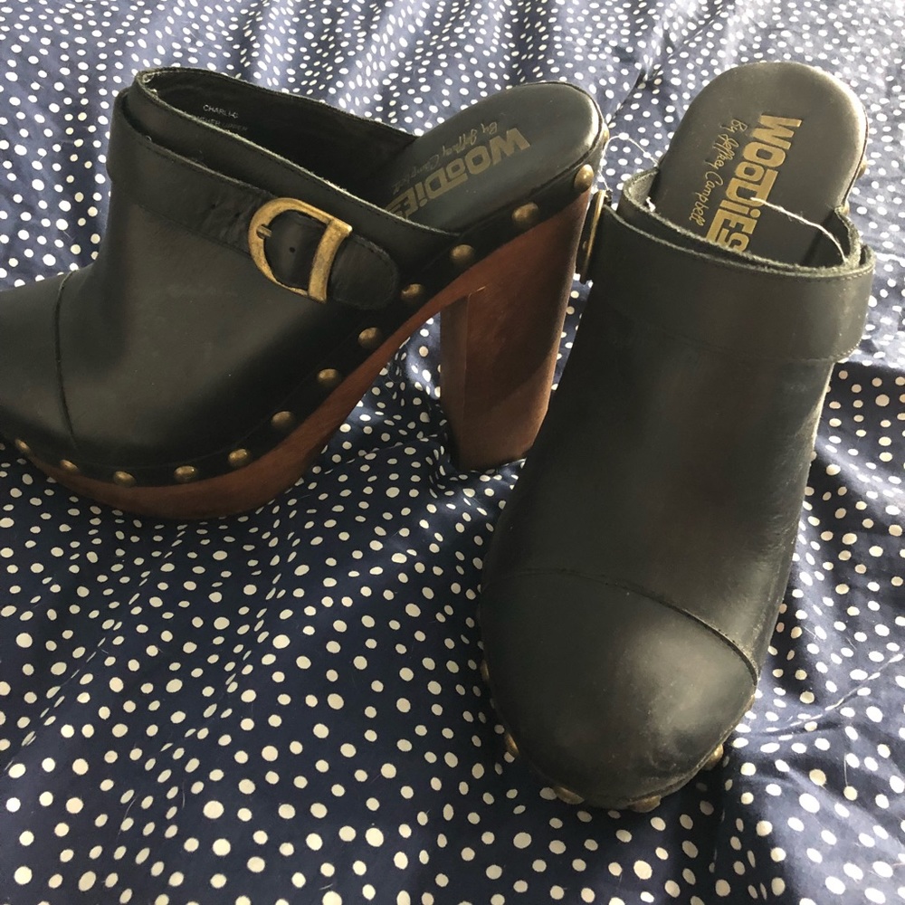 Jeffrey Campbell clogs